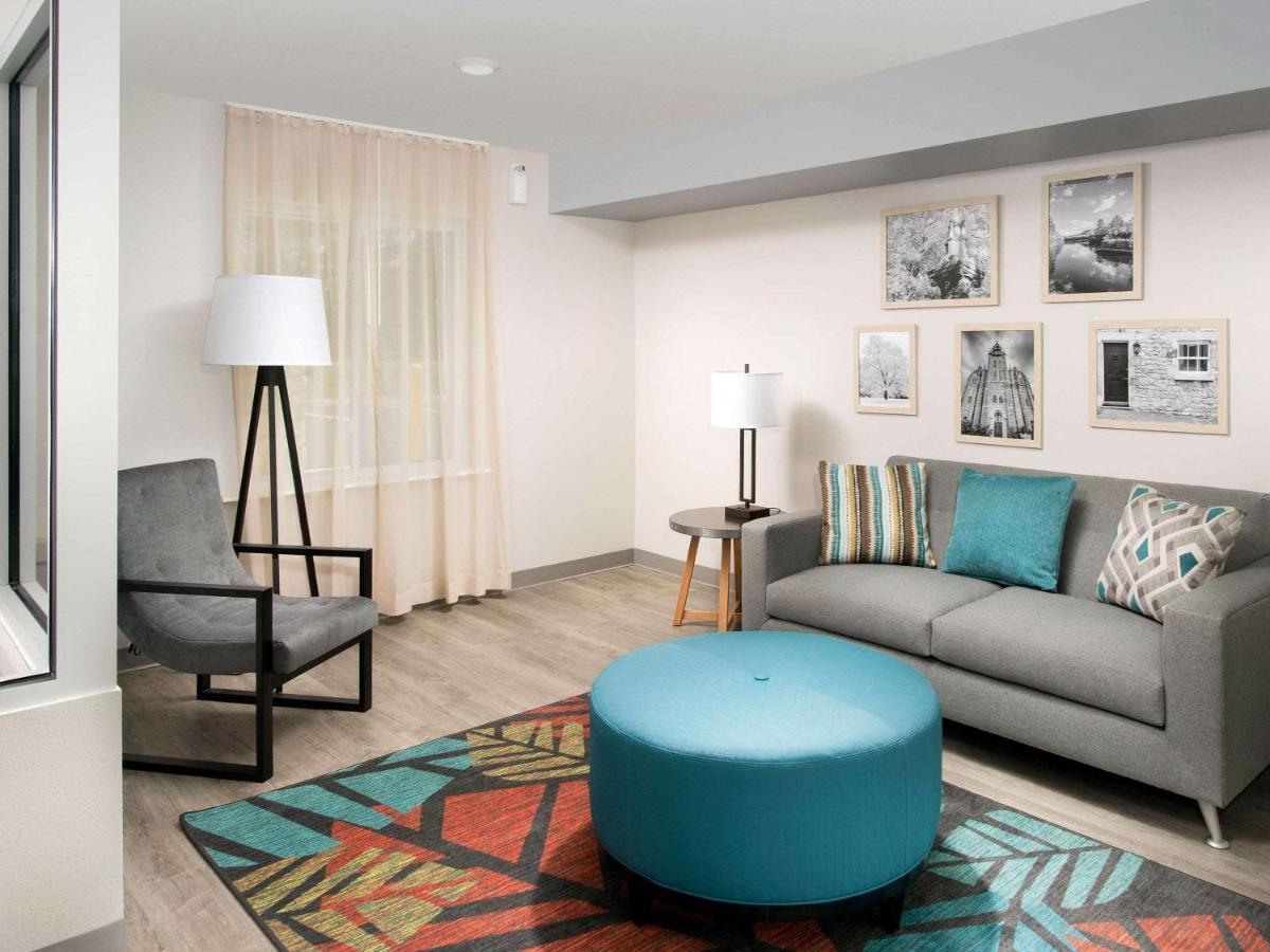 Woodspring Hotel Merrillville