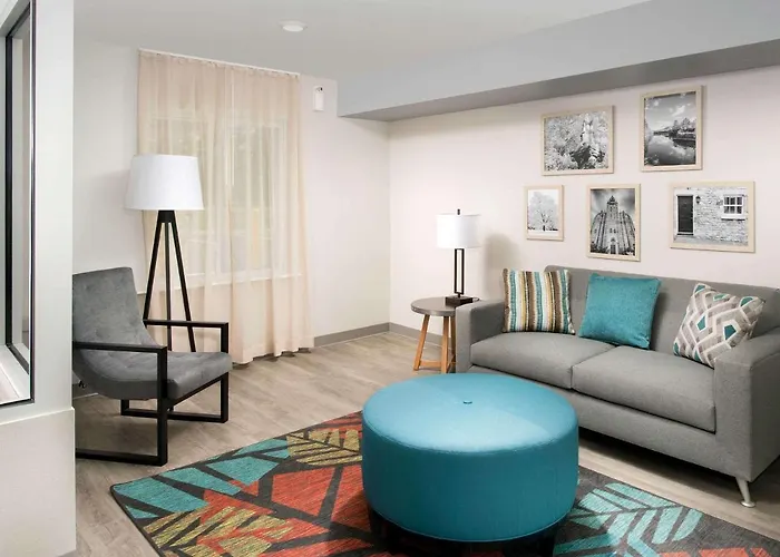 Woodspring Suites Merrillville